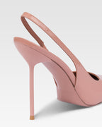 Zapatos destalonados de punta fina en charol color rosa Texas