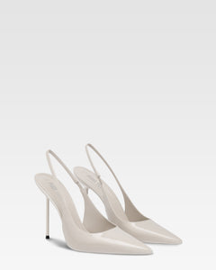 Slingbacks de charol gris