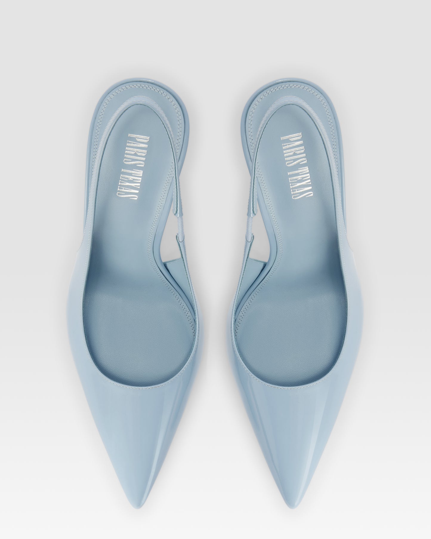 Slingbacks in denim-colored patent leather