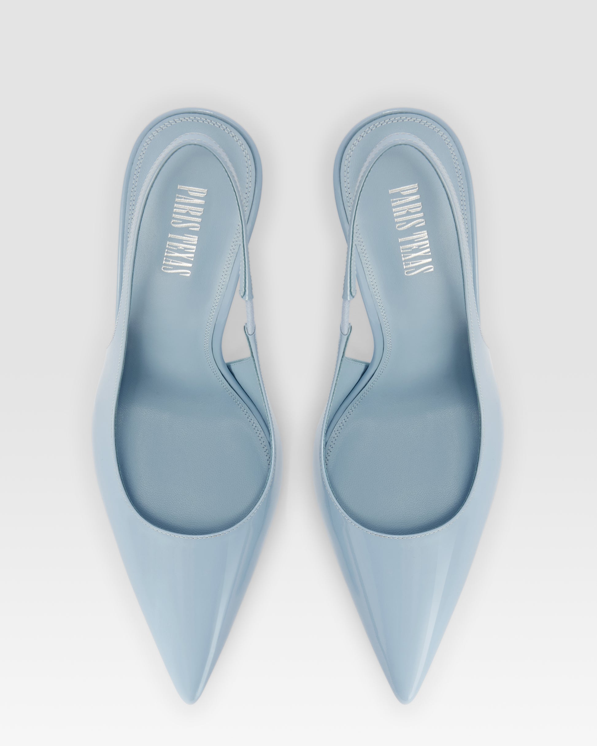 Slingbacks in denim-colored patent leather