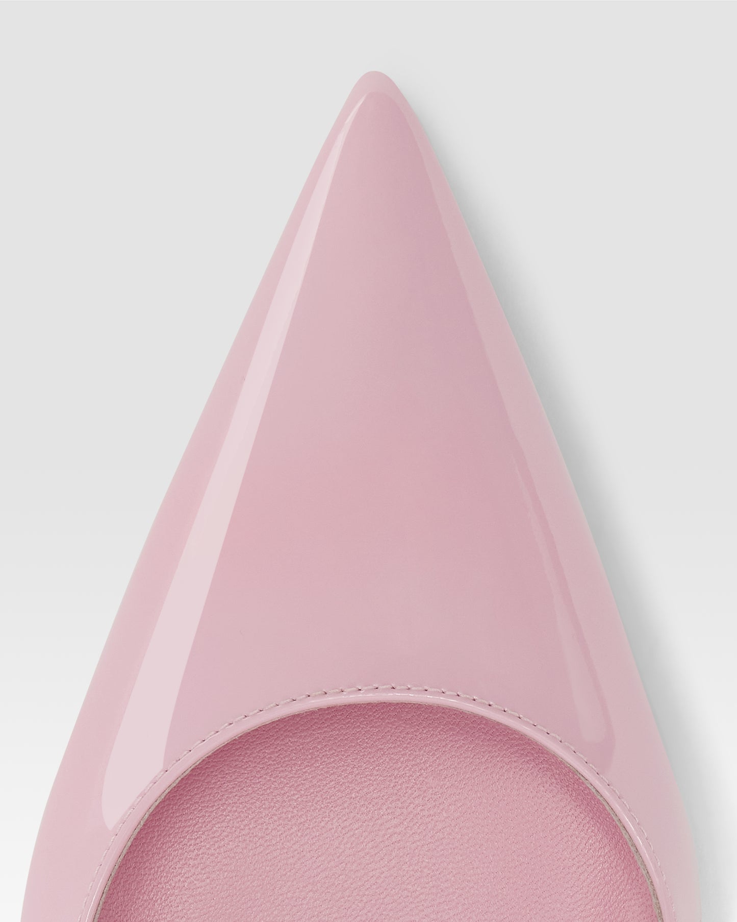 Slingbacks in petal pink patent leather