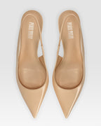 Slingbacks in honey patent leather