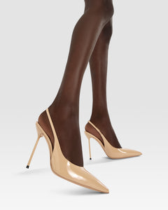 Slingbacks in honey patent leather