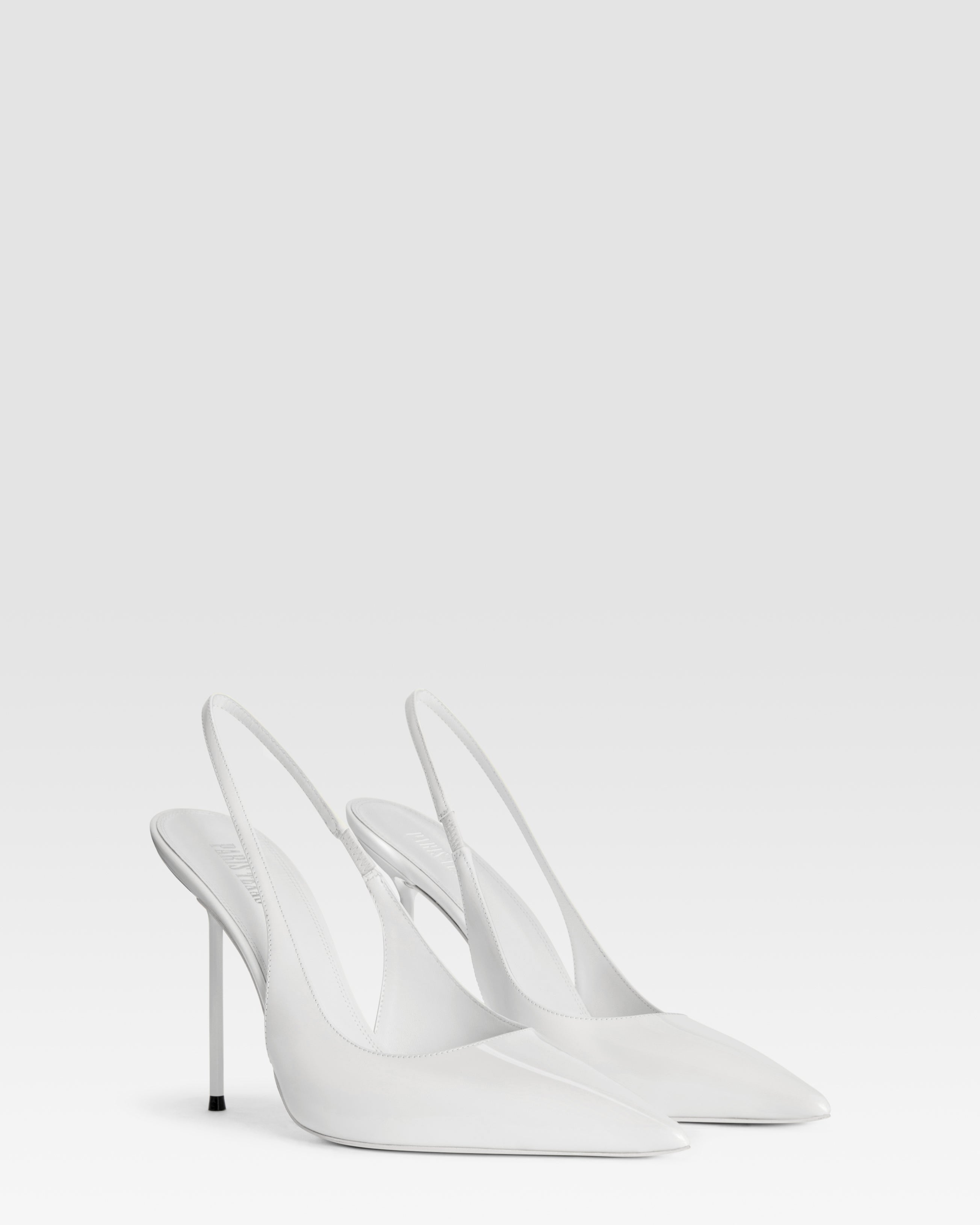 Zapatos destalonados de charol color blanco optico