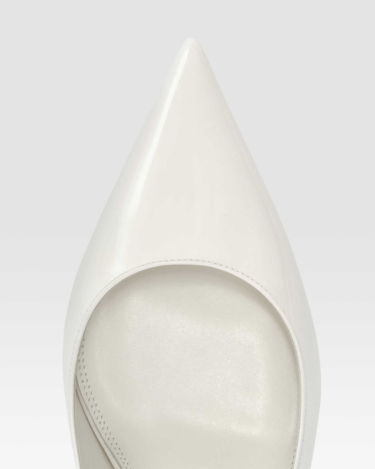 Slingbacks in optic white patent leather