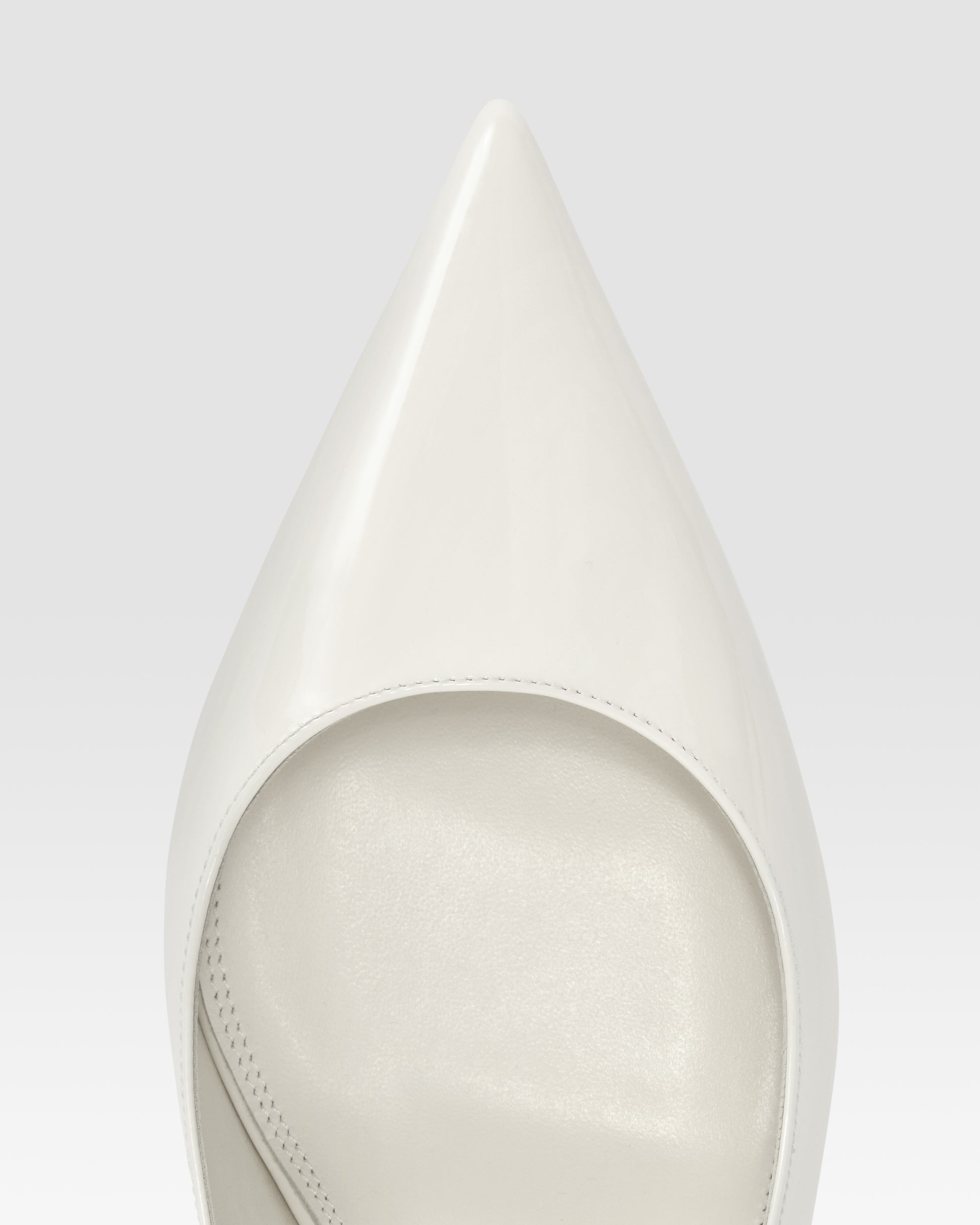 Slingbacks in optic white patent leather