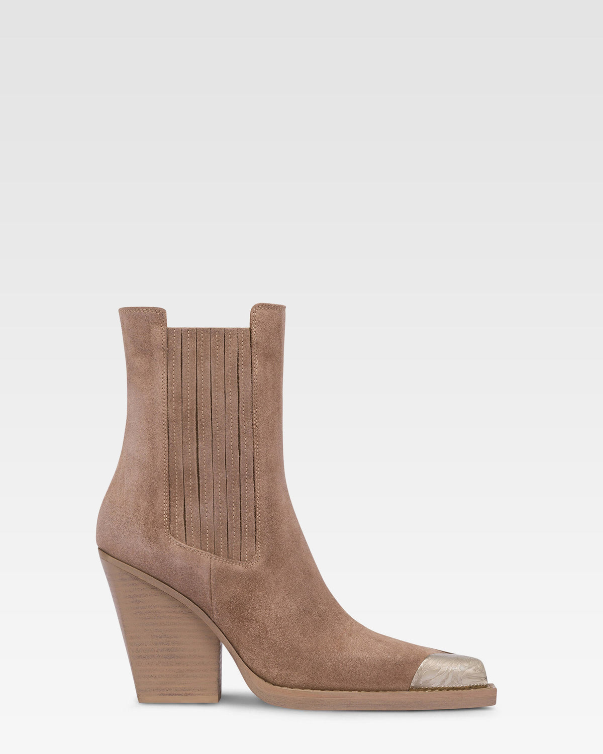 Suede texan ankle boot with metallic toe