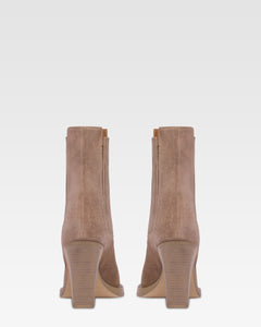 Velourslederstiefeletten mit Metallkappe
