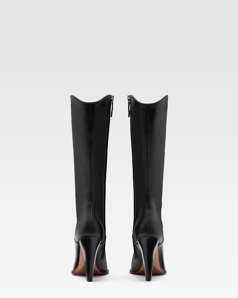 Leather boot