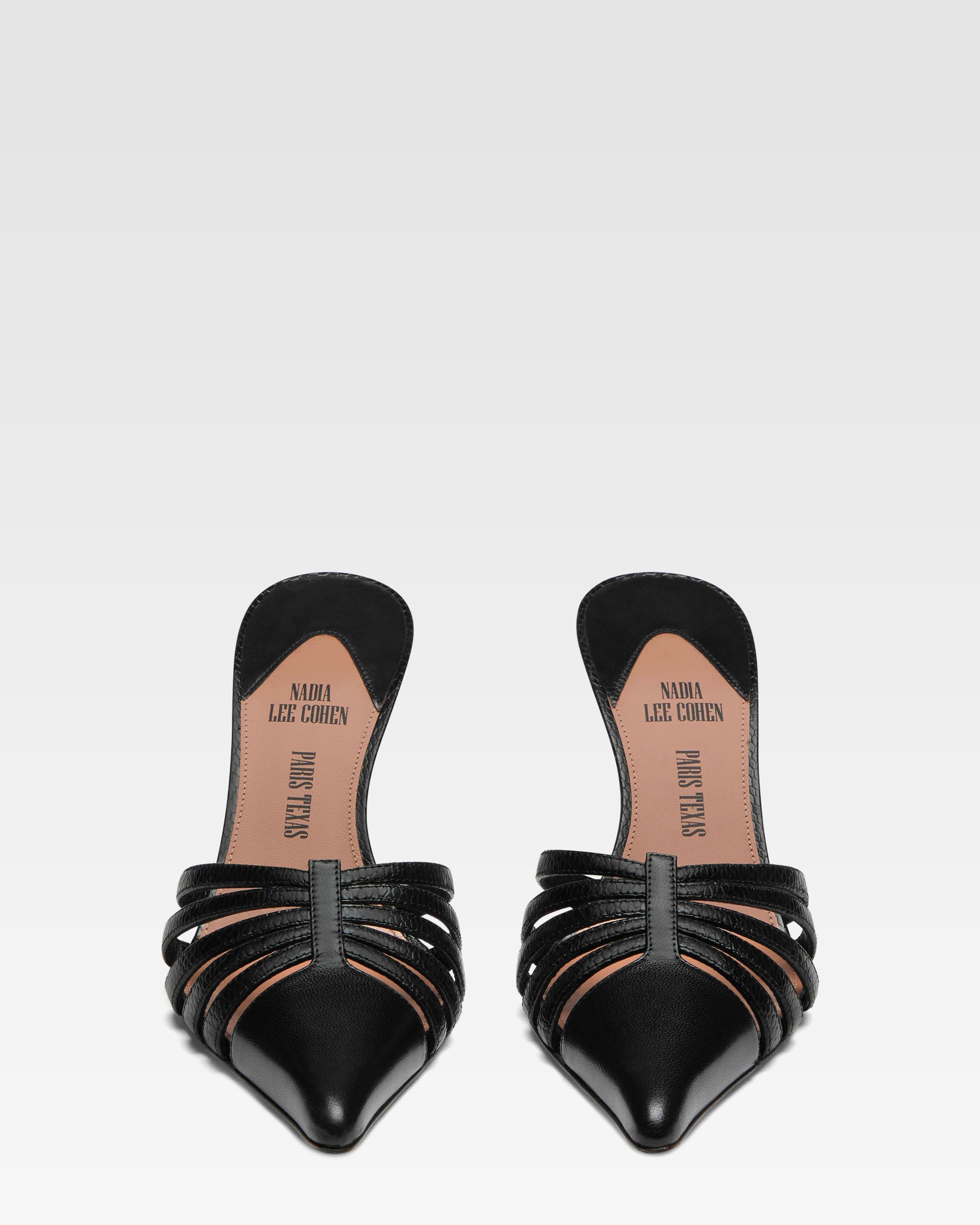 Mule en cuir noir a decoupes