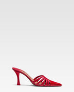 Mule en cuir rouge a decoupes