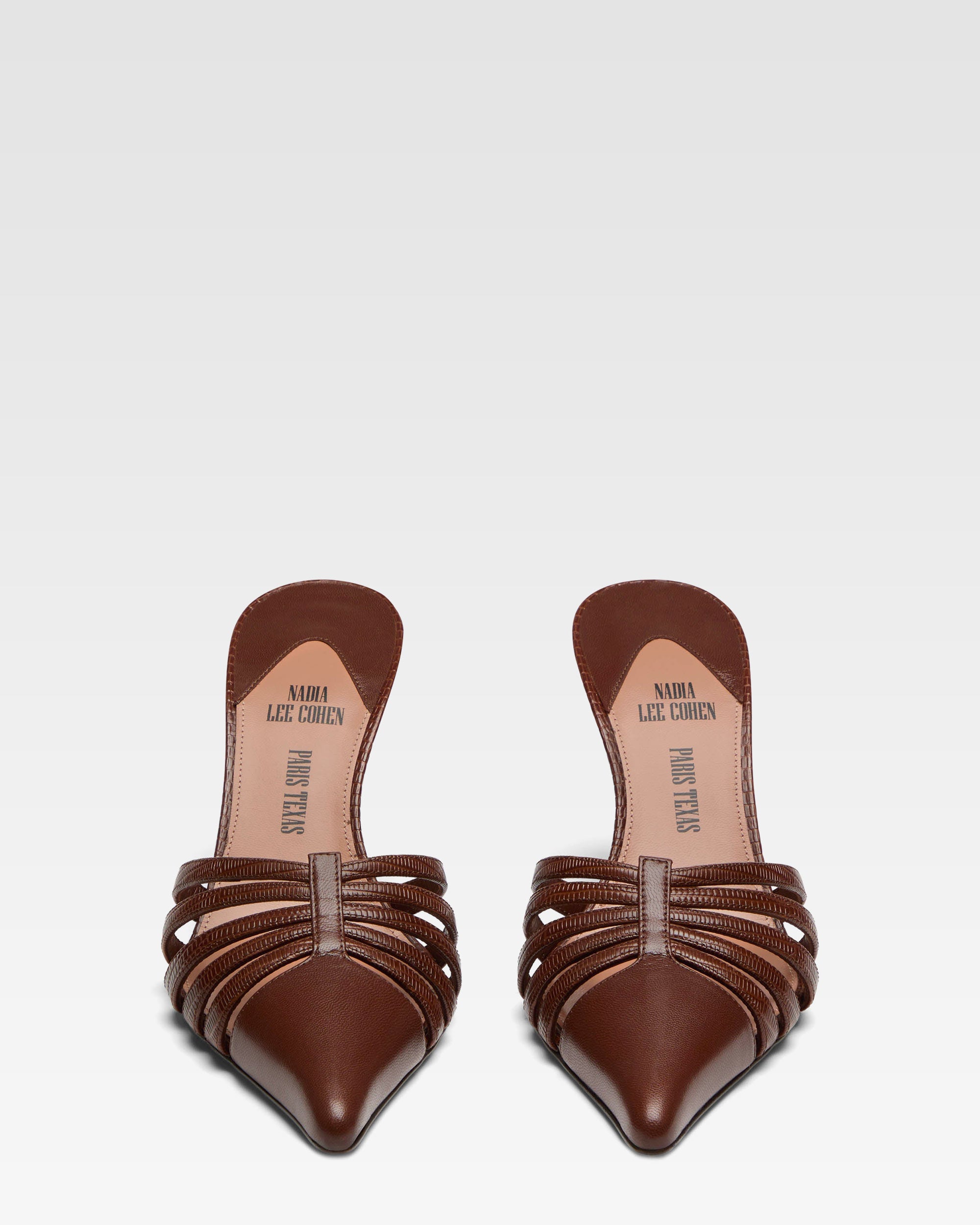 Mule en cuir marron a decoupes